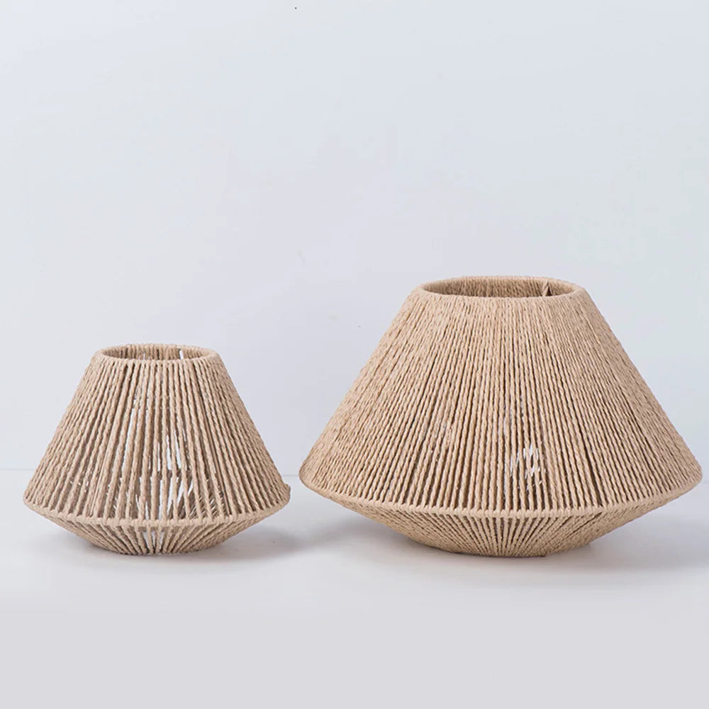 Brehn | Rattan Pendelleuchte - Elegante Rattan Pendelleuchte mit geometrischem Design für stimmungsvolle Beleuchtung