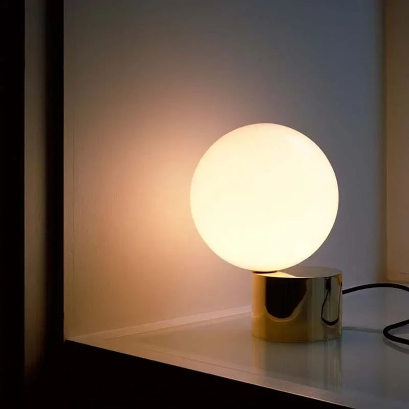 Kippbare Globuslampe Brehn