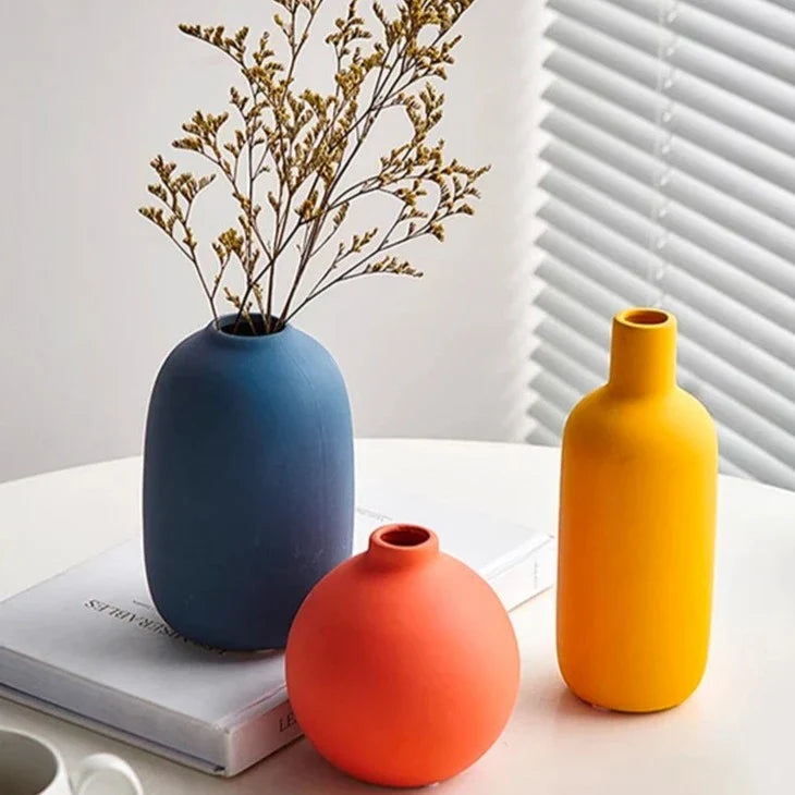 Nordische Keramikvase Brehn