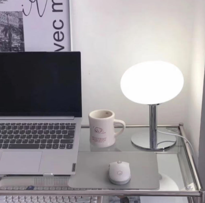 SérénitéMagique - Elegante beige Tischlampe für Ambientebeleuchtung Brehn