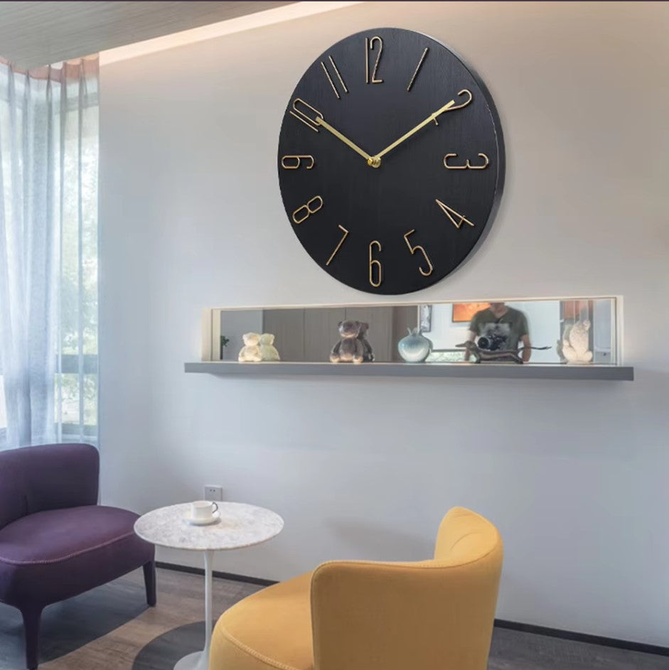 Stylische Wanduhr für eine zeitlose Atmosphäre