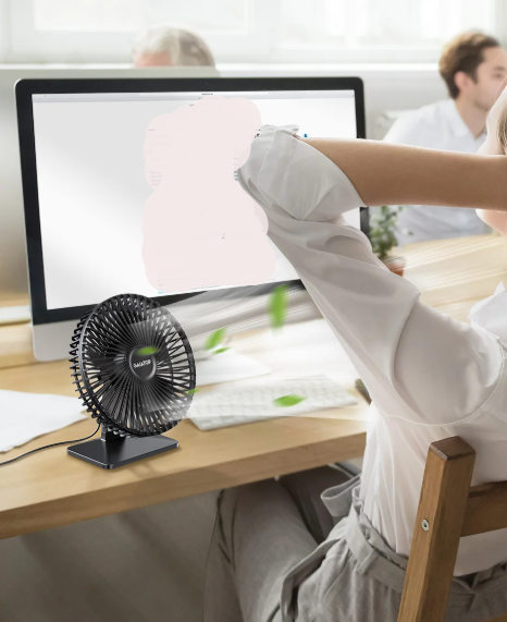 Mira Oszillierender USB Ventilator – Leise, Kompakt & 4 Geschwindigkeiten für Schreibtische und Nachttische | Brehn