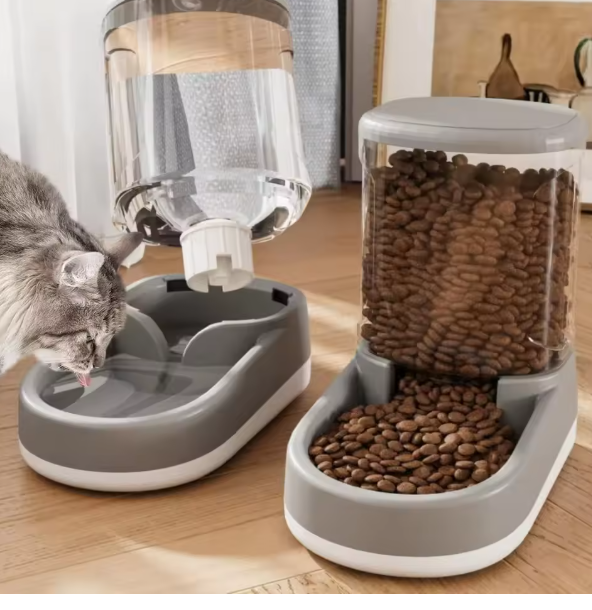 PawFill Futter- & Wasserspender Set automatisch | Brehn