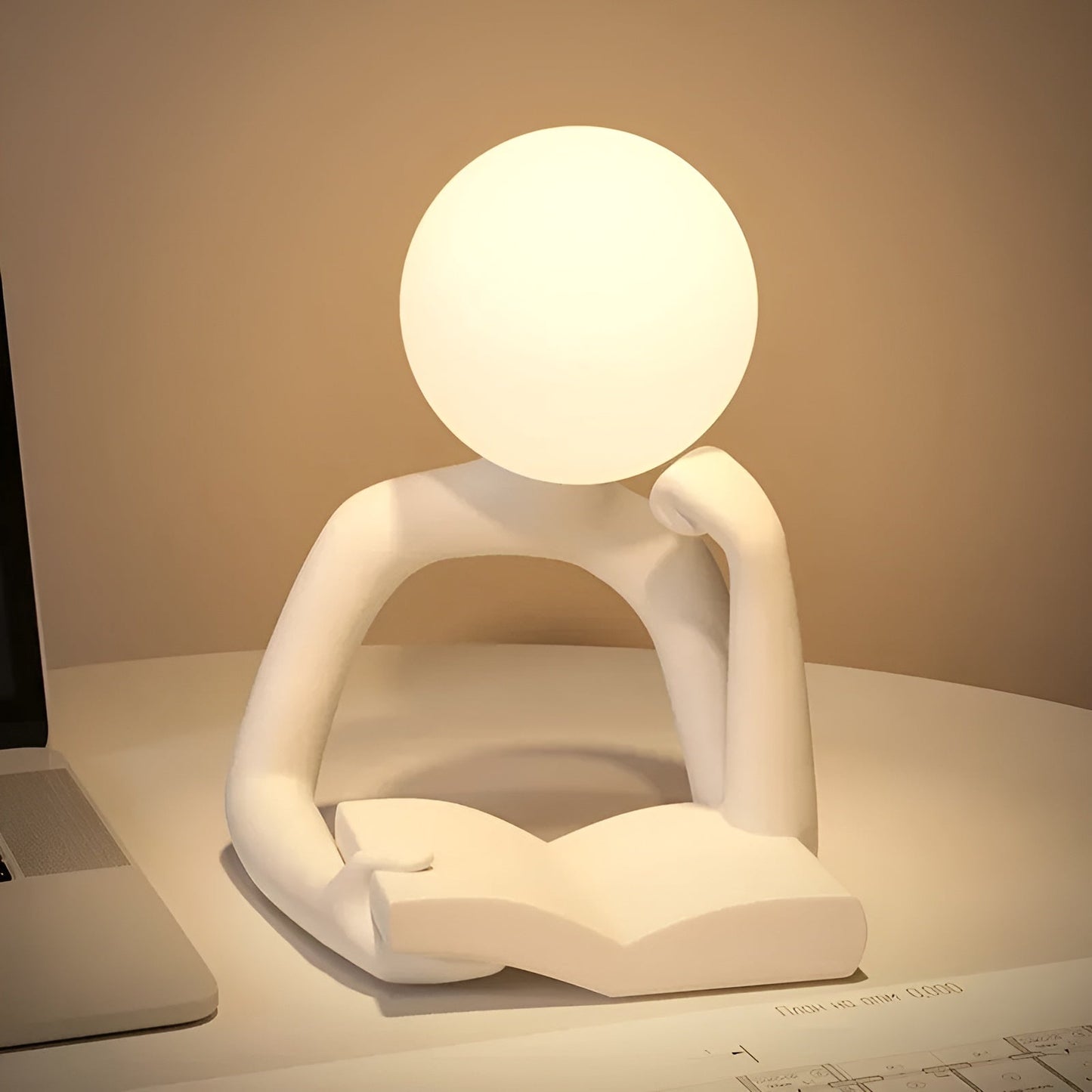 Aura Sculpt Lampe - Moderne Tischlampe mit abstraktem Design | Brehn