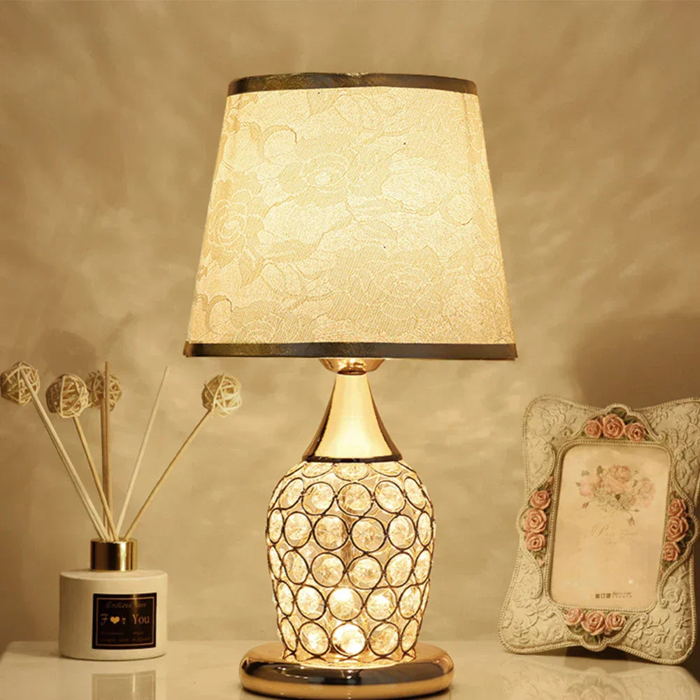 Brehn | Stilvolle Lampe mit zartem Kristalleffekt