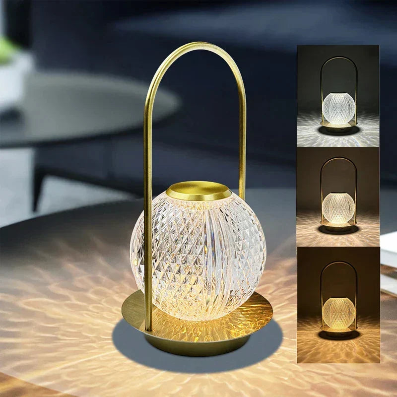 Brehn | Designer Tischbeleuchtung mit Kristallglanz