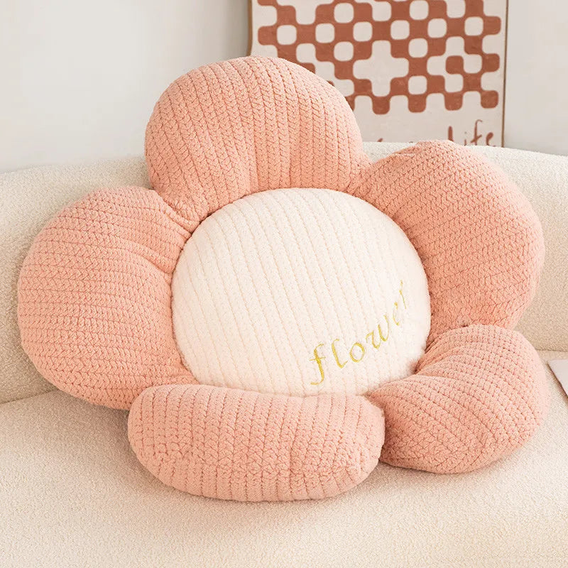 Brehn | Fluffy Daisy Kissen