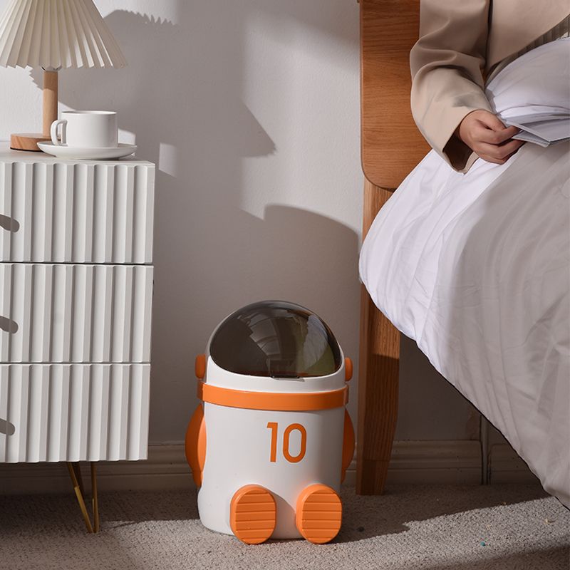 VIvolux | Mini Astronaut Form Niedlicher Büro-Mülleimer