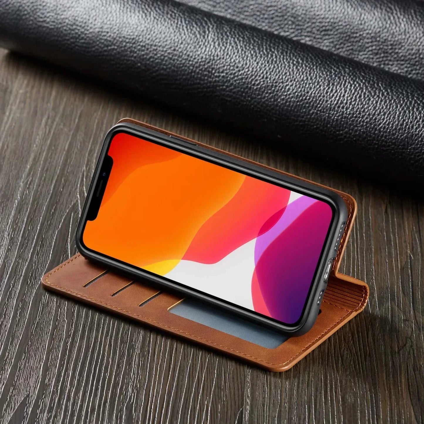Brehn |  iPhone Hülle: Magnetische Leder Tasche für stilvollen Schutz