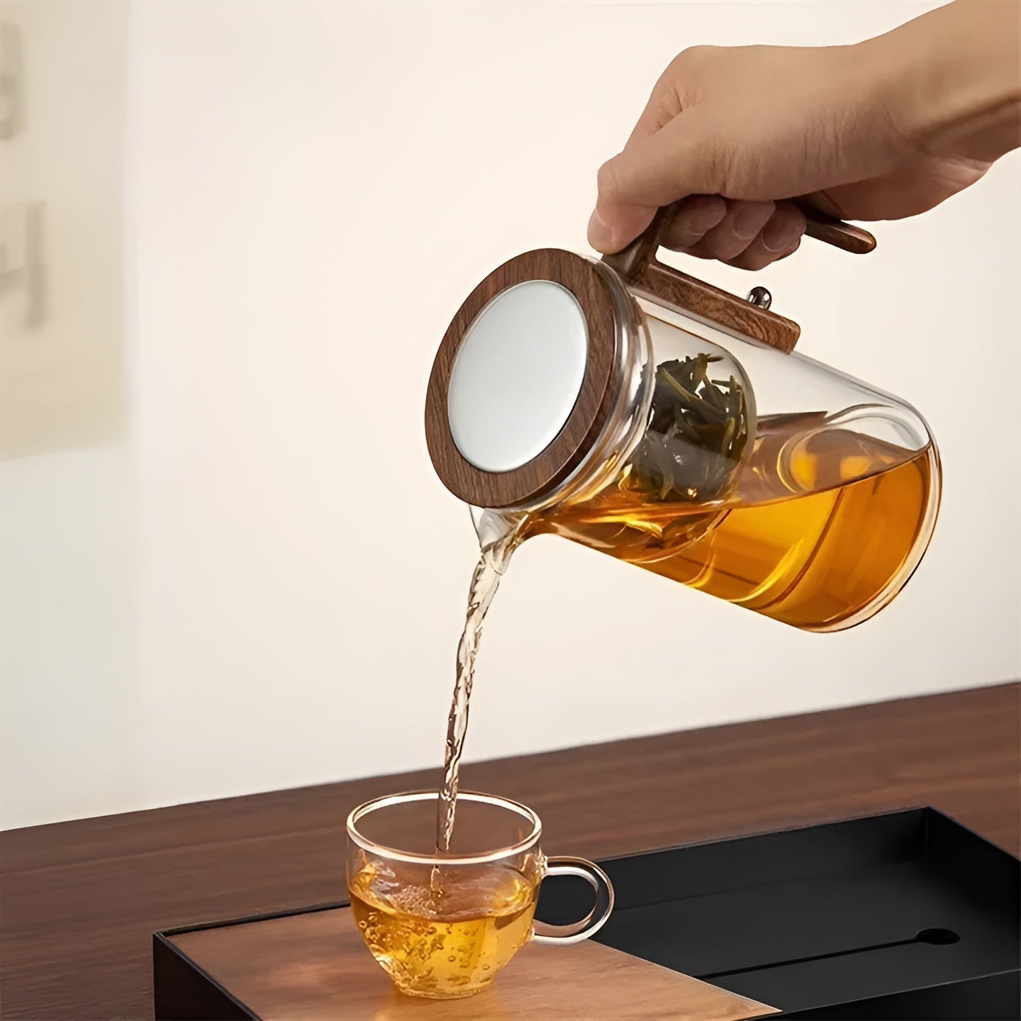 Teekanne aus Glas mit Holzgriff – Filter mit einem Klick | Ideal für loses Tee und Pu-Erh-Tee