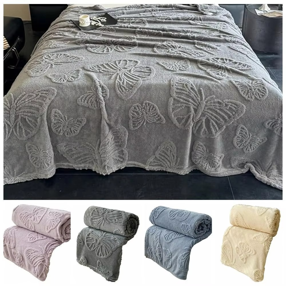 Doppelseitige Kühldecke mit atmungsaktivem Kühleffekt und 3D Schmetterling-Jacquard-Design | Brehn