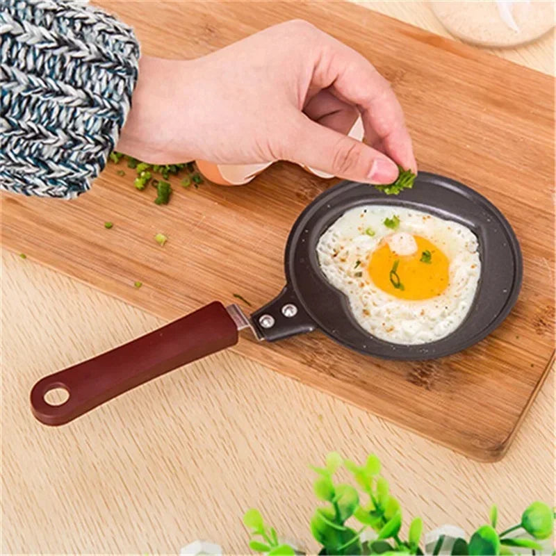 Brehn | Lustige Multi-Shape Antihaft-Frühstücks-Ei-Pfanne