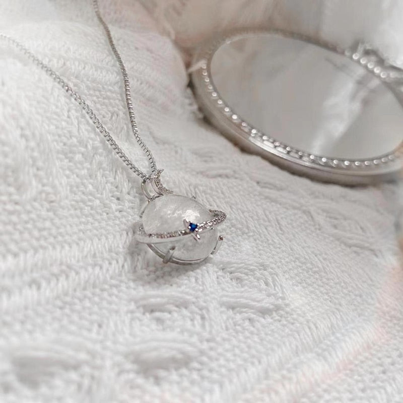 Brehn | Elegante Lunar Bliss Kristall Halskette