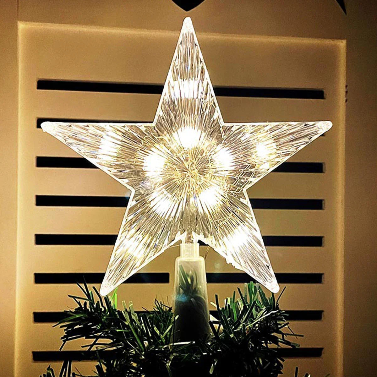 Leuchtender Weihnachtsstern – LED Beleuchtete Baumspitze für Weihnachtsbaum, Funkelnder Christbaumschmuck für festliche Beleuchtung und elegante Deko | Brehn