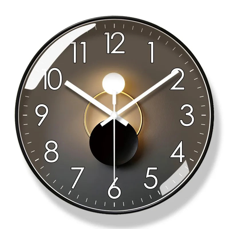 Elegante Designer-Wanduhr für ein stilvolles Zuhause