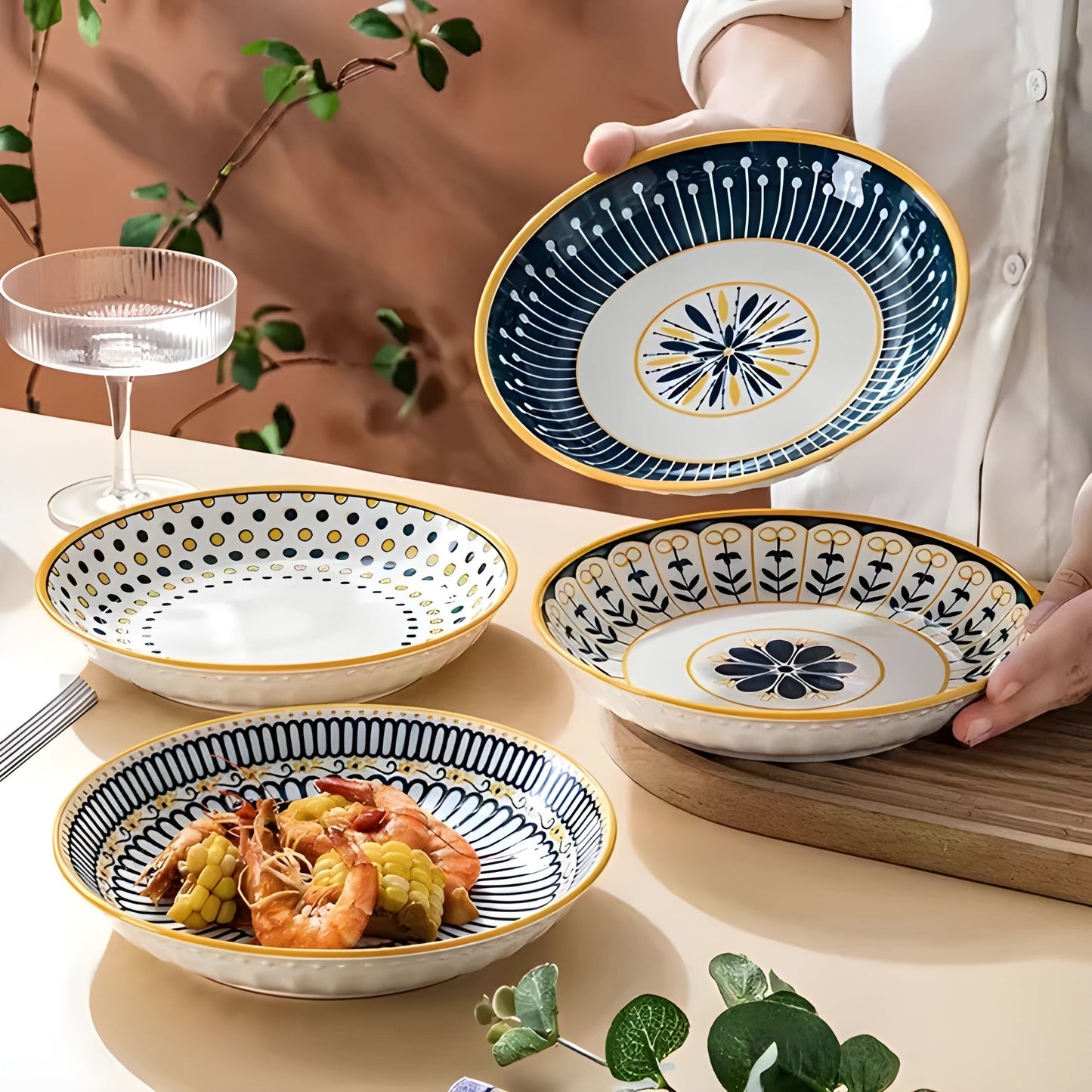Handbemaltes Porzellanteller-Set – elegant und dekorativ | Perfekt für den Alltag und besondere Anlässe