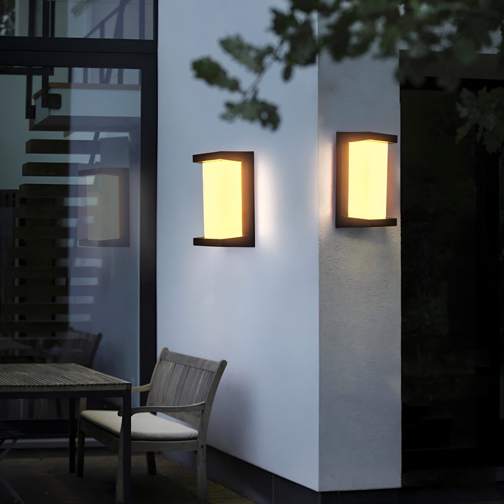 Smart Outdoor Wall Lamp mit Bewegungsmelder – LED-Beleuchtung für Sicherheit und Atmosphäre | Brehn