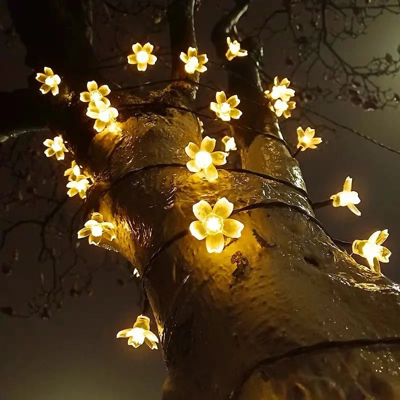 Brehn | LuxeLumen Gartenblume | Elegante solarbetriebene Beleuchtung für einen bezaubernden Garten