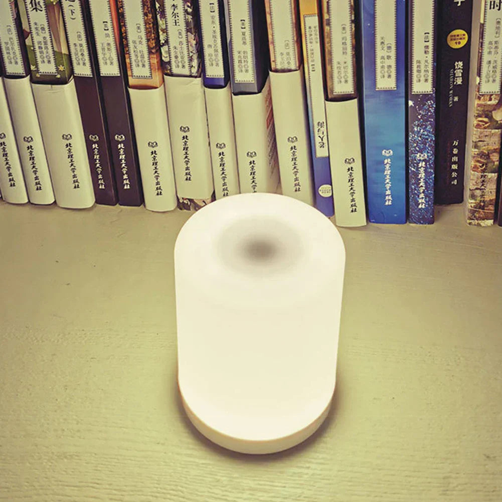 Dimmable LED Tischlampe mit USB-Anschluss - GlowEase | Brehn