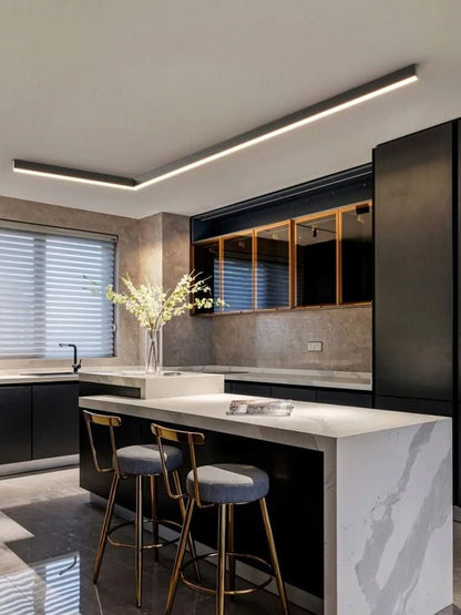 Minimalistische Deckenleuchte im skandinavischen Design mit starker Leuchtkraft