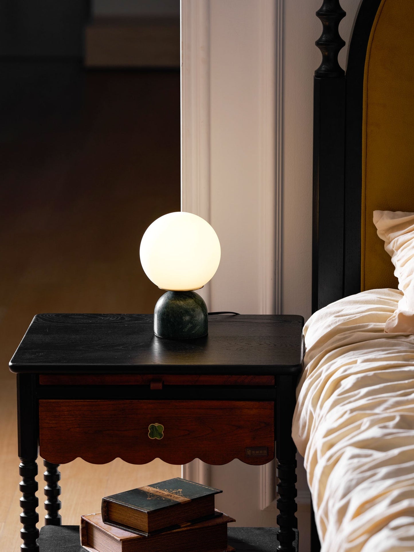 Marmor Orb Tischlampe | Brehn