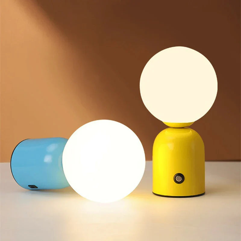 Wiederaufladbare LED Tischlaterne – Tragbare kabellose Lampe für Innen & Außen | Brehn