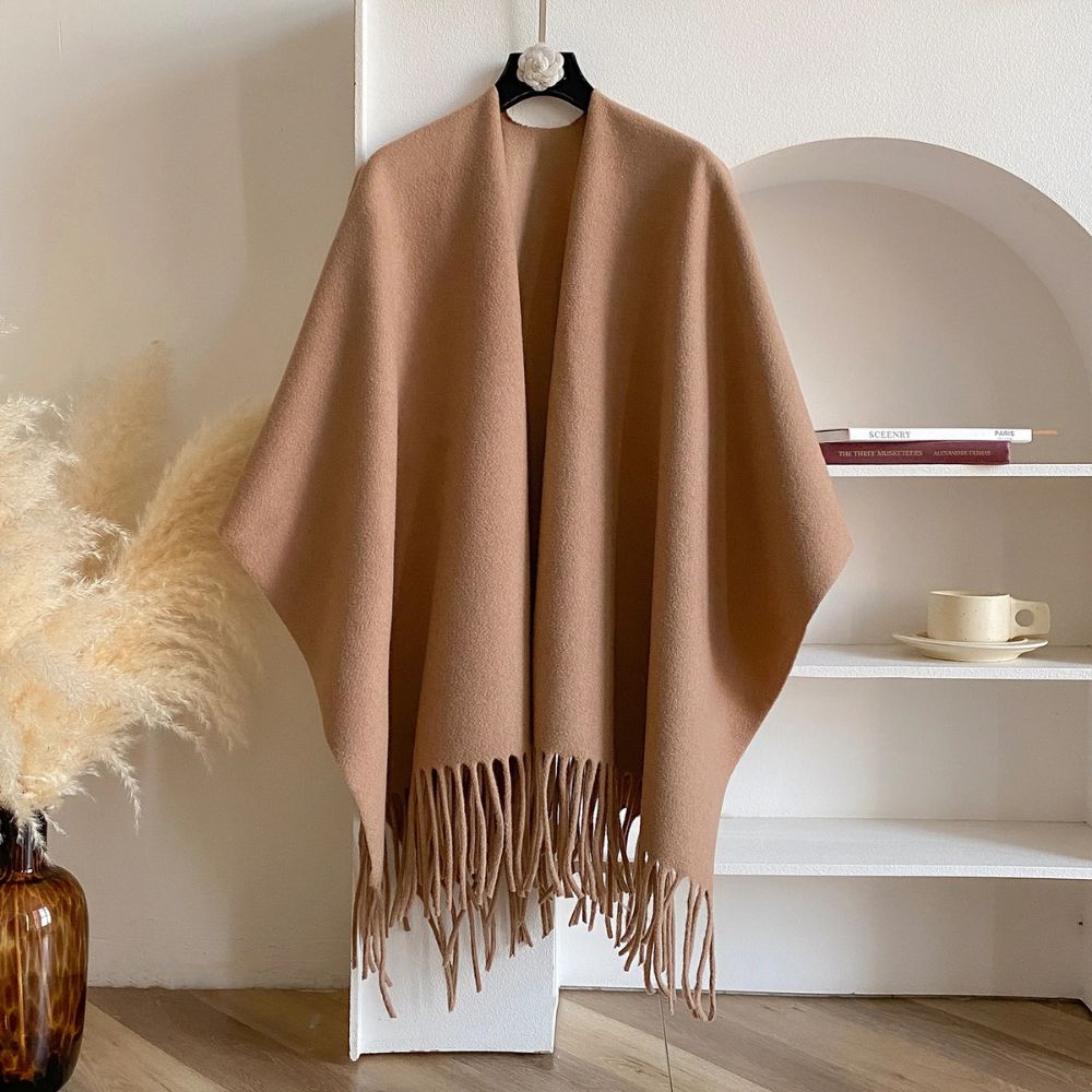 Twilight Chill Acryl-Poncho-Schal