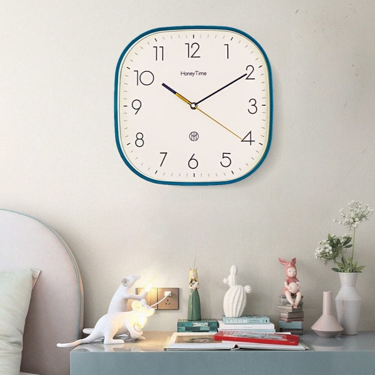 Ultra Silent Quadratische Uhr | Brehn