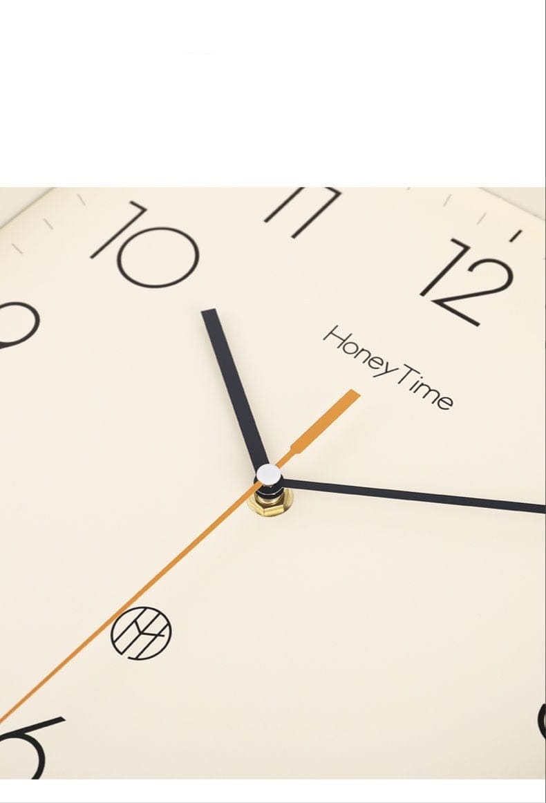Ultra Silent Quadratische Uhr | Brehn