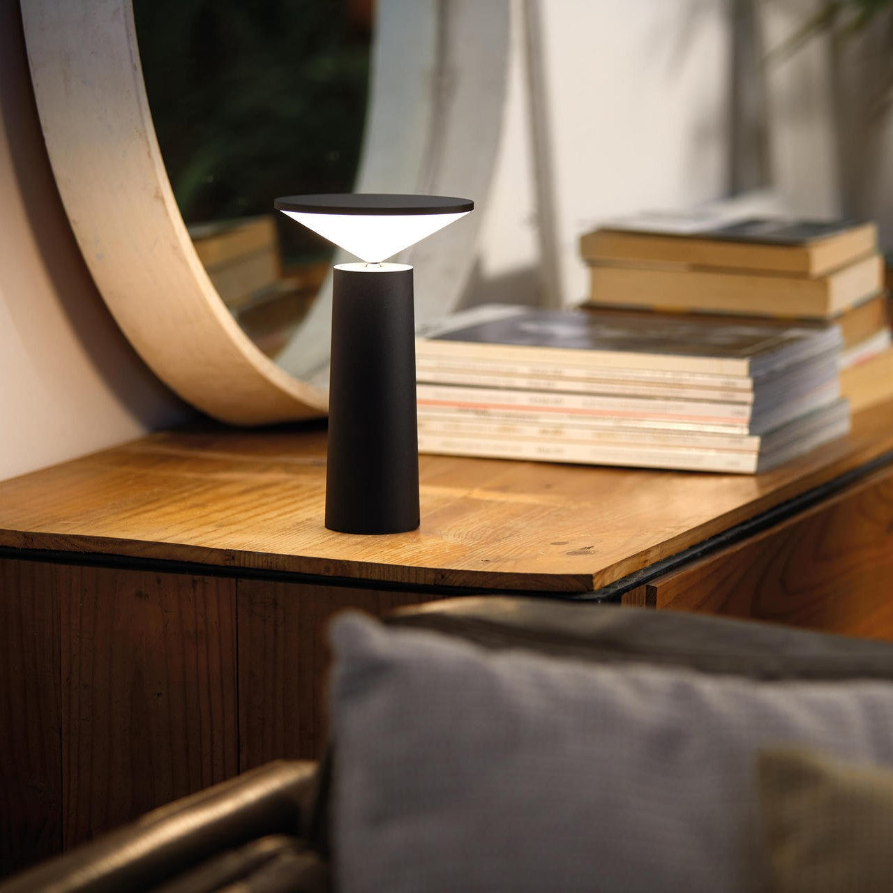 Brehn | Moderne Lampe mit einstellbarer Helligkeit