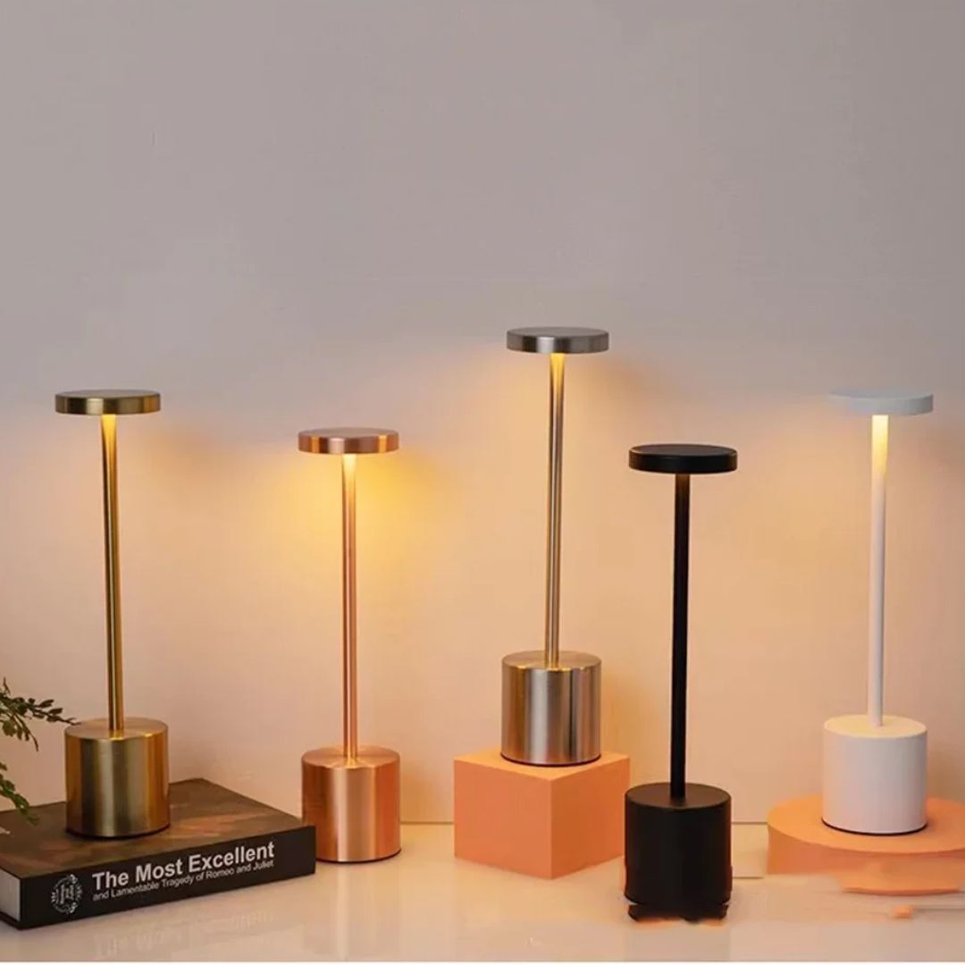 Kylie Moderne Stil LED Schreibtischlampe | Brehn