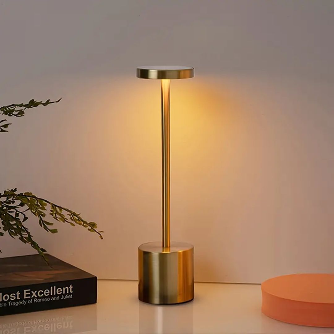 Kylie Moderne Stil LED Schreibtischlampe | Brehn