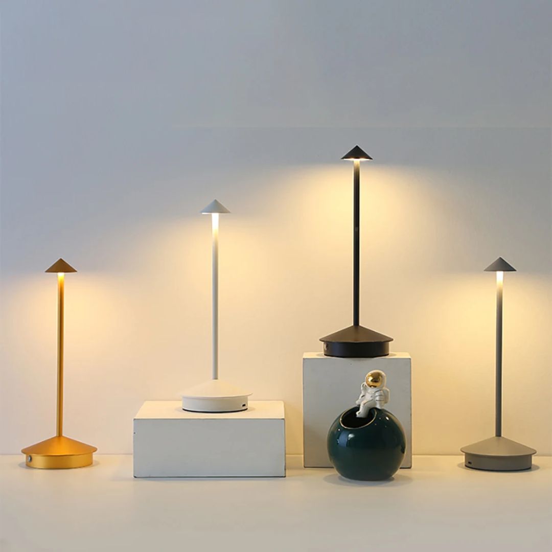 Robyn Arrow LED Tischlampe | Brehn