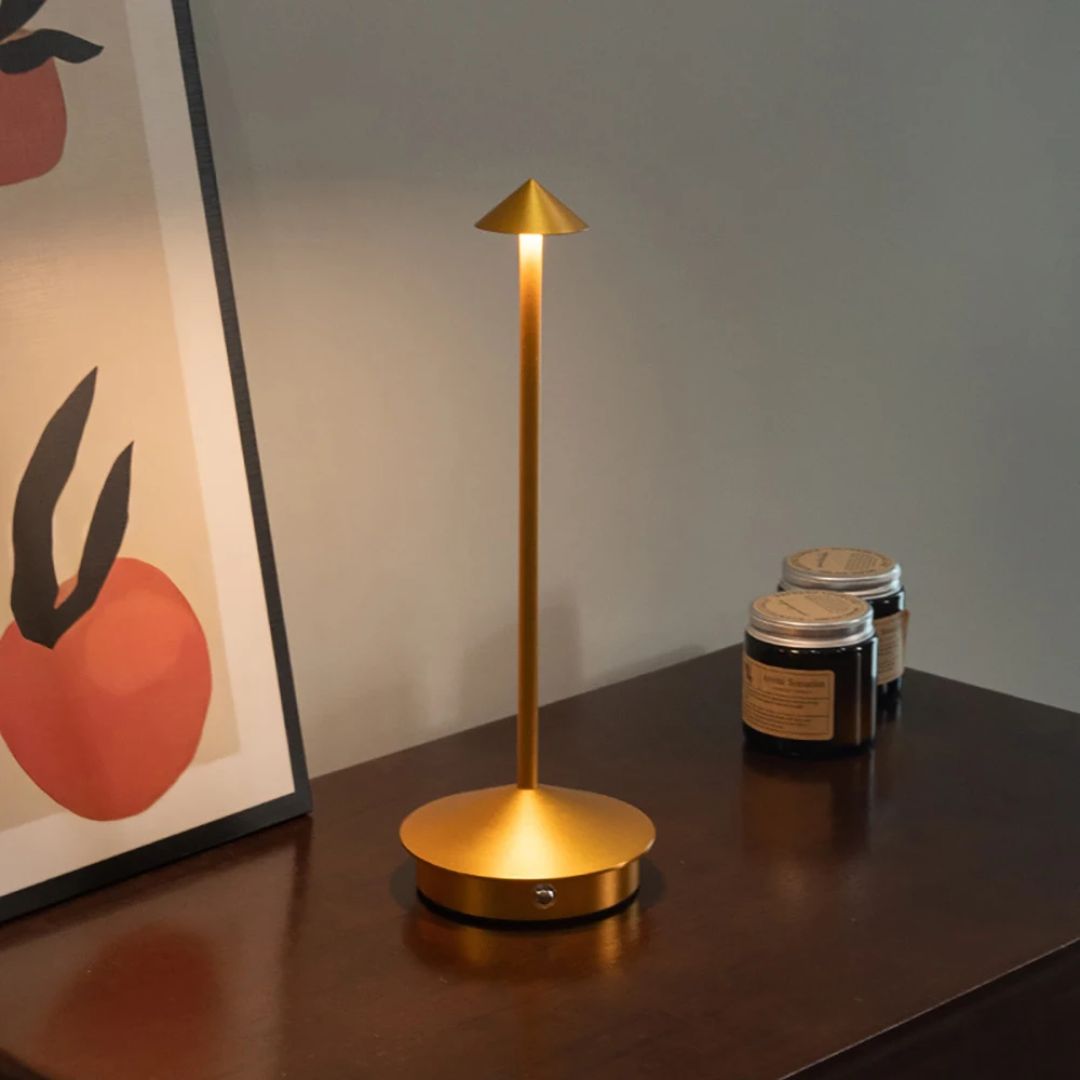 Robyn Arrow LED Tischlampe | Brehn