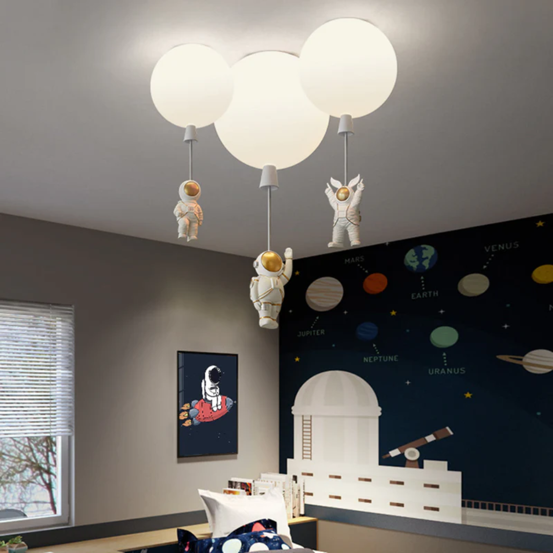 Brehn | Trendy Mond/Astronaut Kinderzimmer LED-Deckenlampe - CosmoGlow