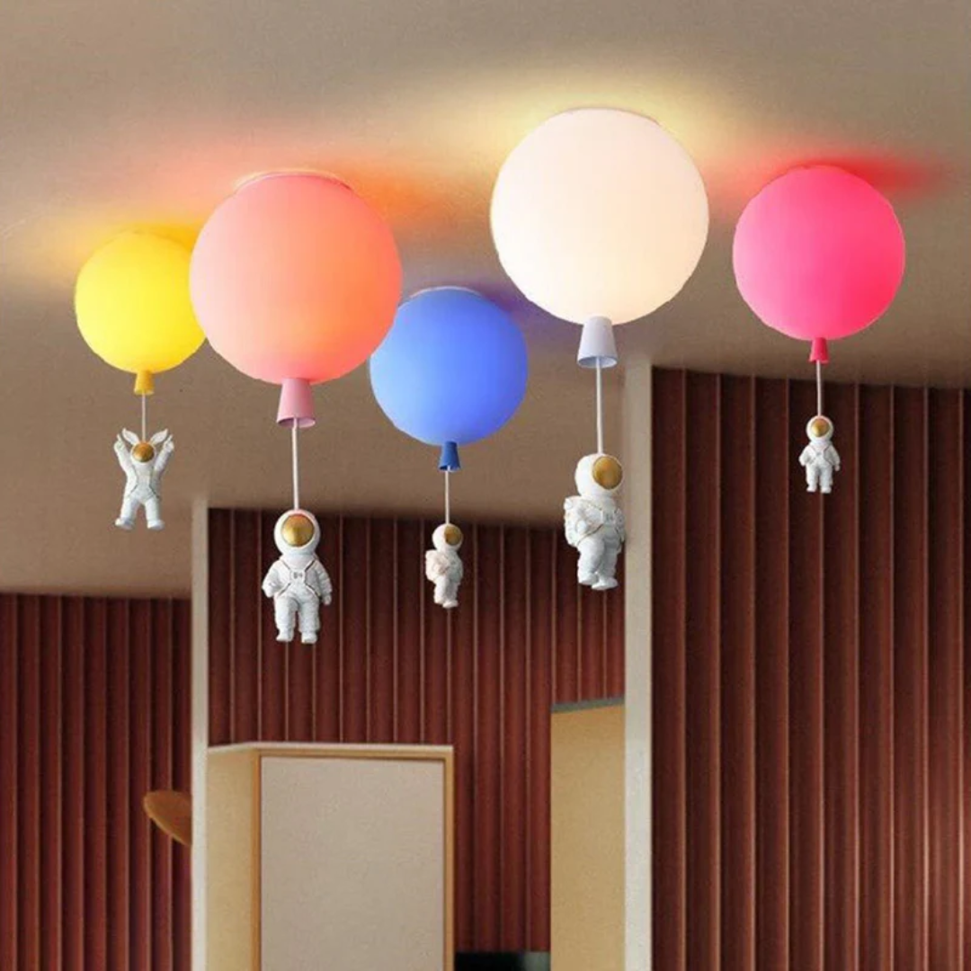 Brehn | Trendy Mond/Astronaut Kinderzimmer LED-Deckenlampe - CosmoGlow