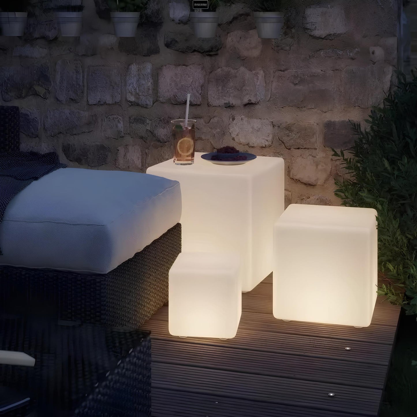 Moderner Cube Gartenlicht – Beleuchtung für Außen- und Innenräume
