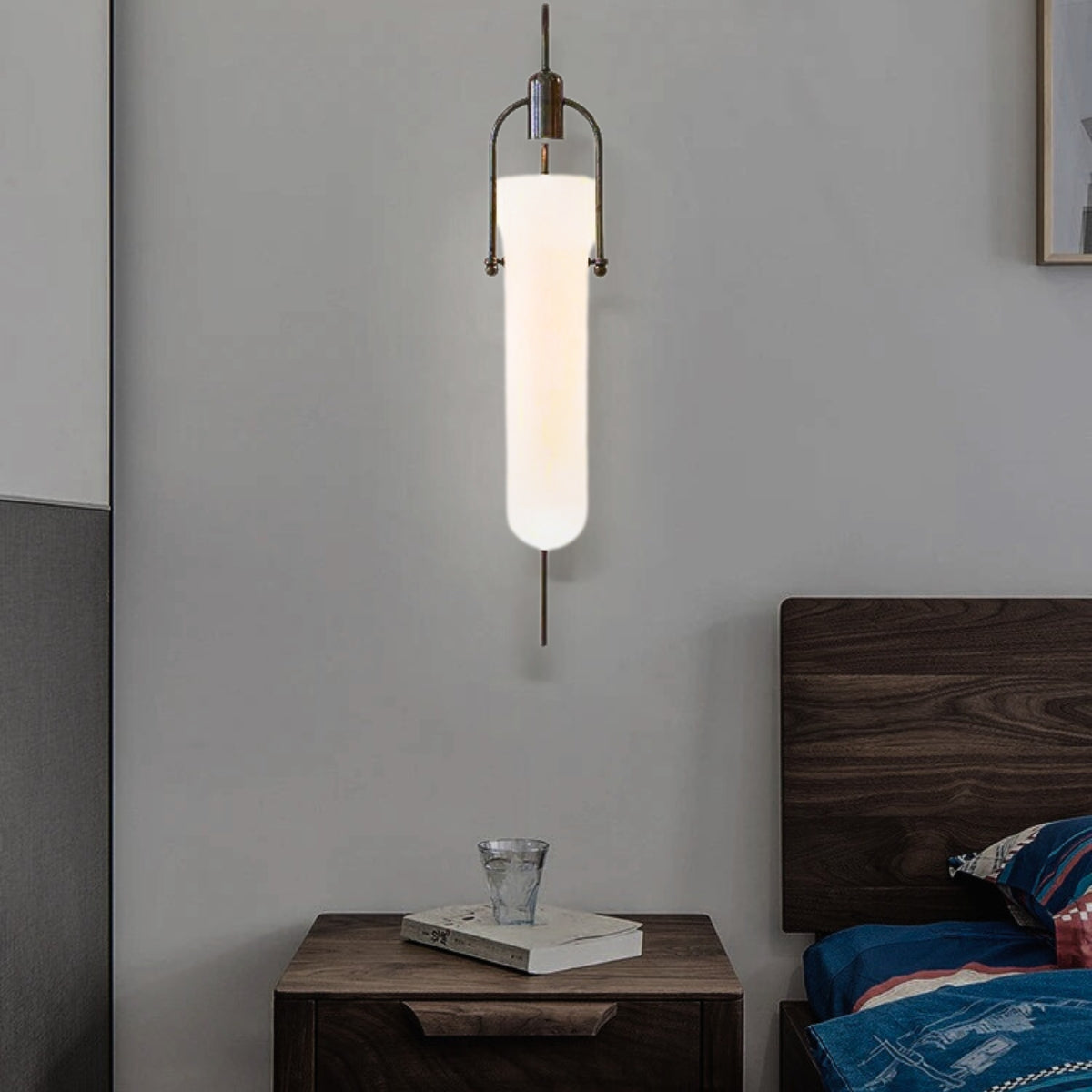 Brehn | Industrielle Glaswandlampe