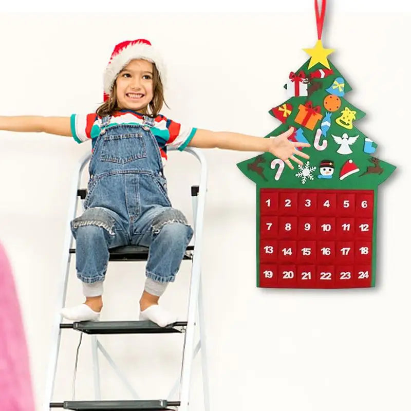 Brehn | Wollweihnachtsbaum Adventskalender mit 24 Taschen und Cartoon-Mustern – Festliche Dekoration zum Herunterzählen bis Weihnachten