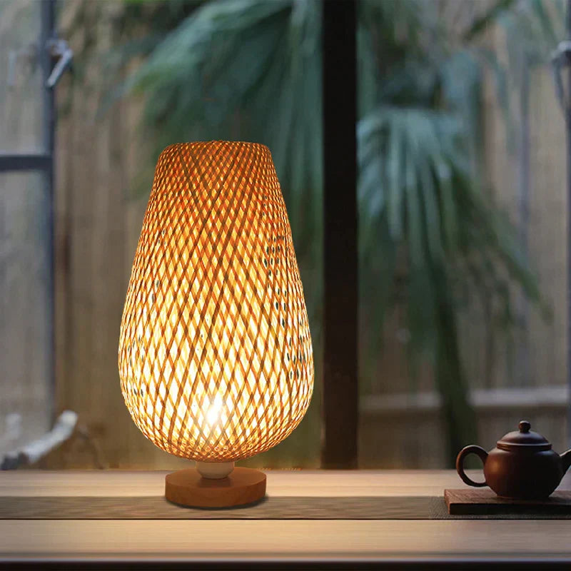 RetroBambooCraft – Vintage-Bambuslampen, handgefertigt