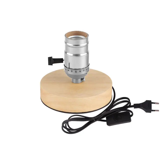 Retro Holz Tischlampe mit Lichterkugel – Dekorative Beleuchtung für Zuhause | Brehn