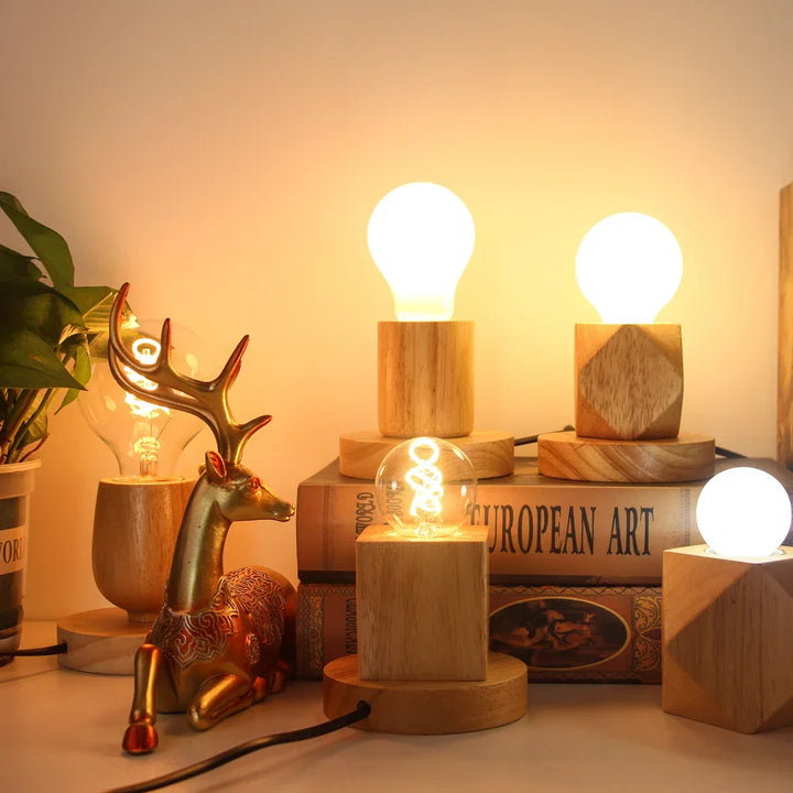 Retro Holz Tischlampe mit Lichterkugel – Dekorative Beleuchtung für Zuhause | Brehn