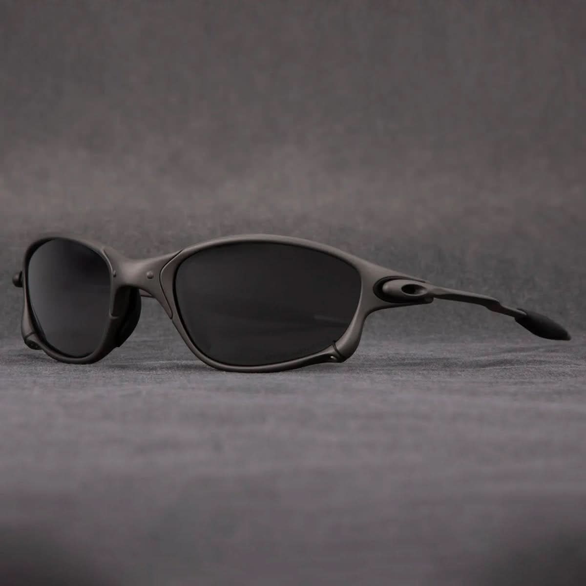 Polarisierte Sonnenbrille für scharfe Sicht im Sonnenlicht