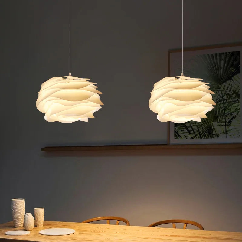 Romantische Rosenkranz-Deckenleuchte – elegant und stimmungsvoll für jedes Interieur