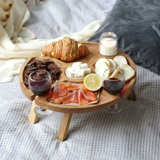 Brehn | Holz Klapp-Picknicktisch für den Außenbereich mit Glashalter