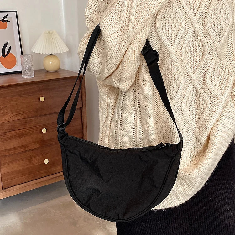 Brehn | Haze Bag️ | Die modische Knödeltasche für ein modisches Outfit