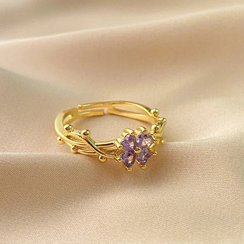 Brehn | Verstellbarer Amethyst-Violetter Blumenring