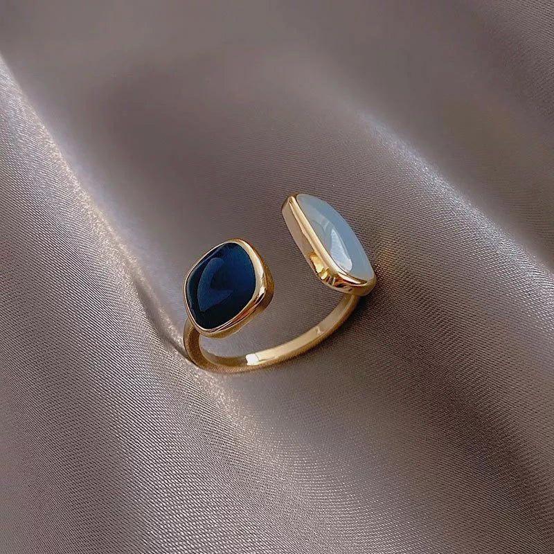 Brehn | Verstellbare asymmetrische blaue quadratische Ringe