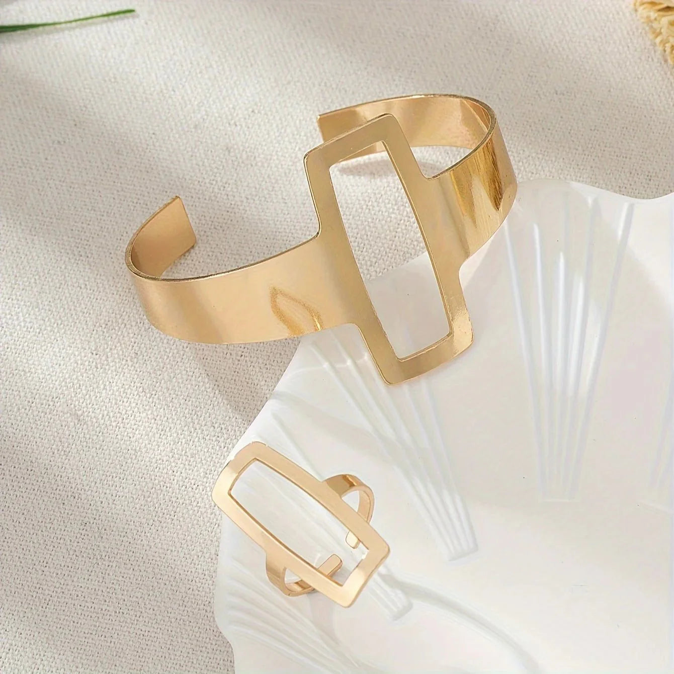 Brehn | Verstellbares geometrisches Rechteck-Armband und Ring-Set