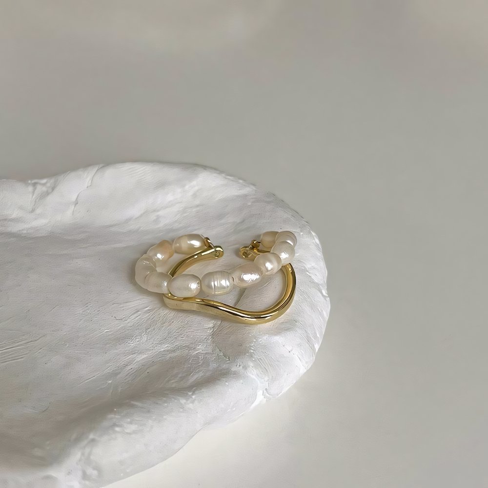 Brehn | Verstellbarer, geschichteter Ring mit Perlenakzenten